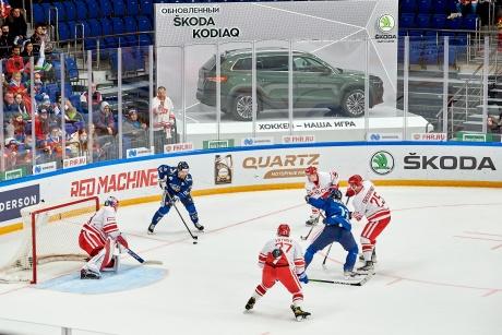ŠKODA AUTO Россия традиционно выступила официальным партнёром хоккейного турнира Кубок Первого канала 21 декабря 2021